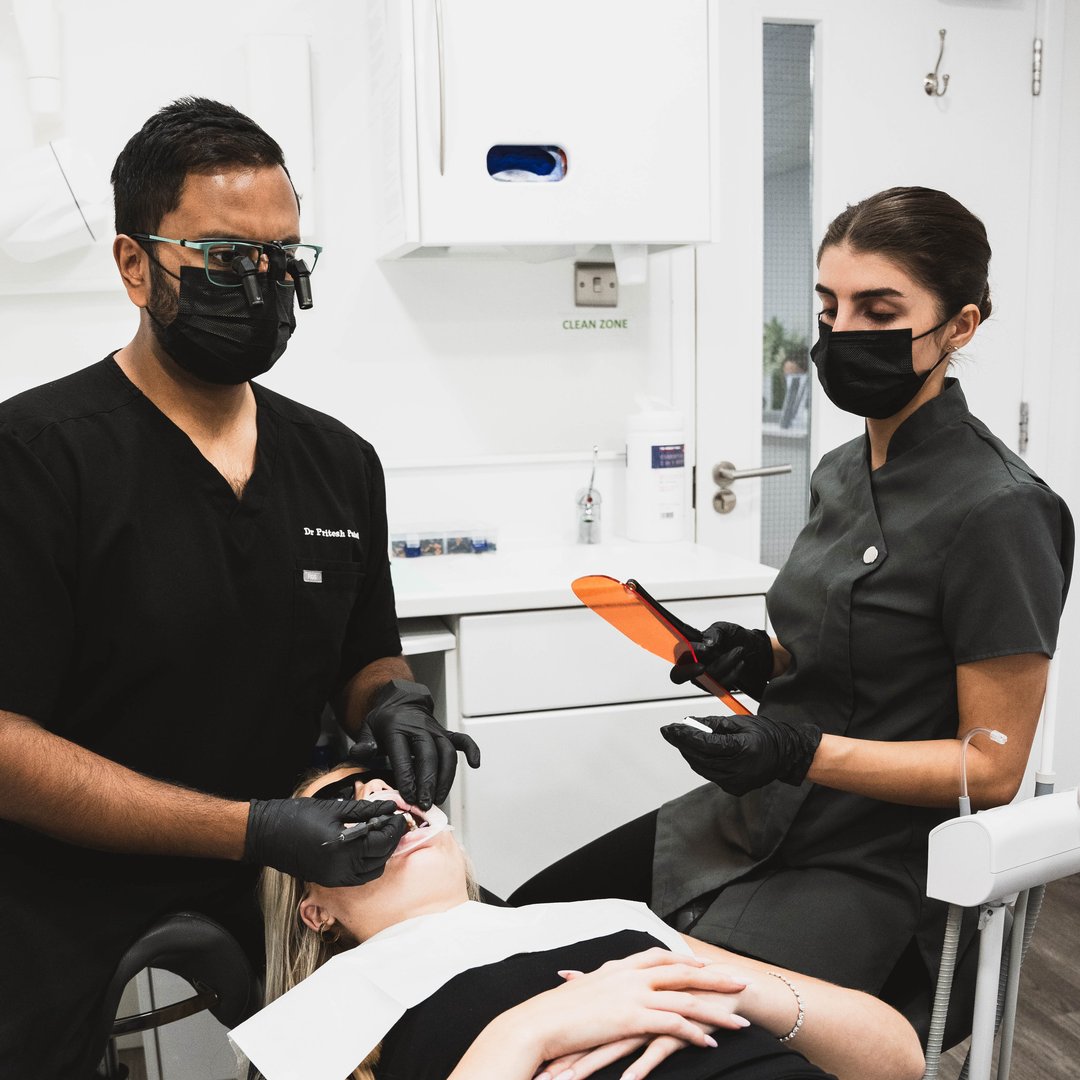 tooth-decay-treatment-at-smile-rooms